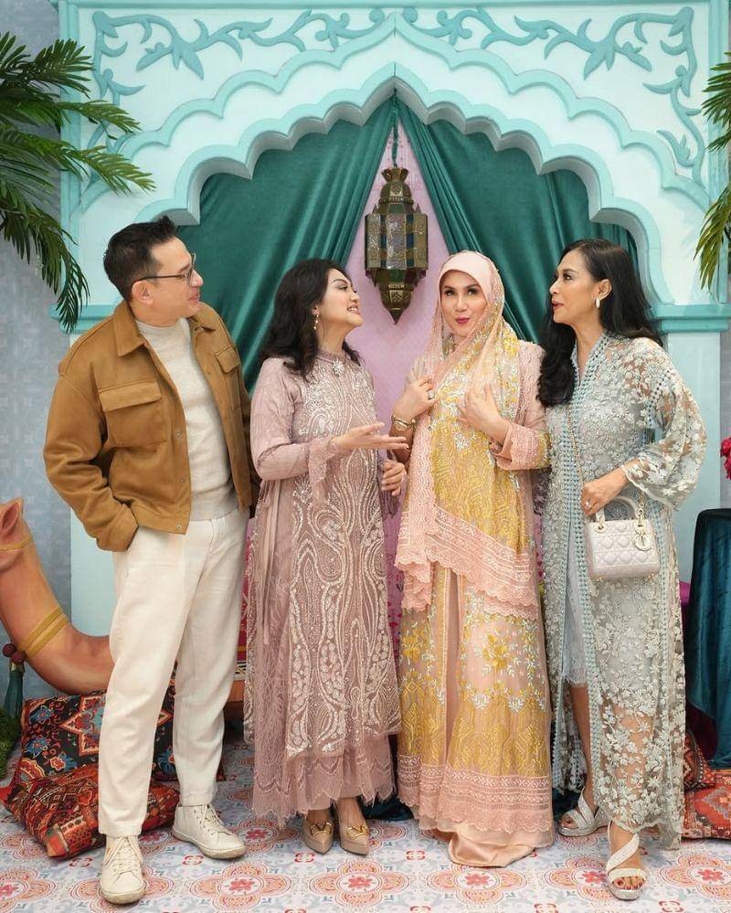 Instagram.com/marinizumarnisreal